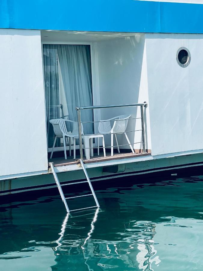 C Hotel Manáma Kültér fotó