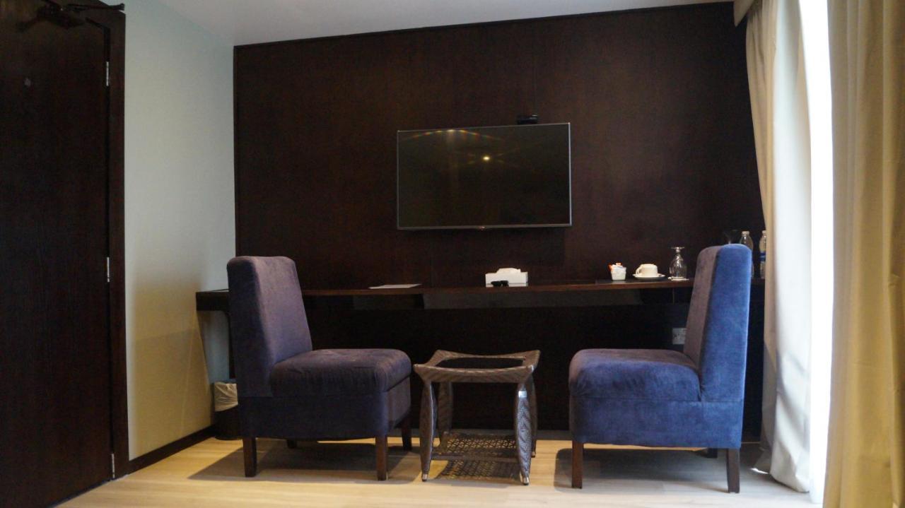 C Hotel Manáma Kültér fotó