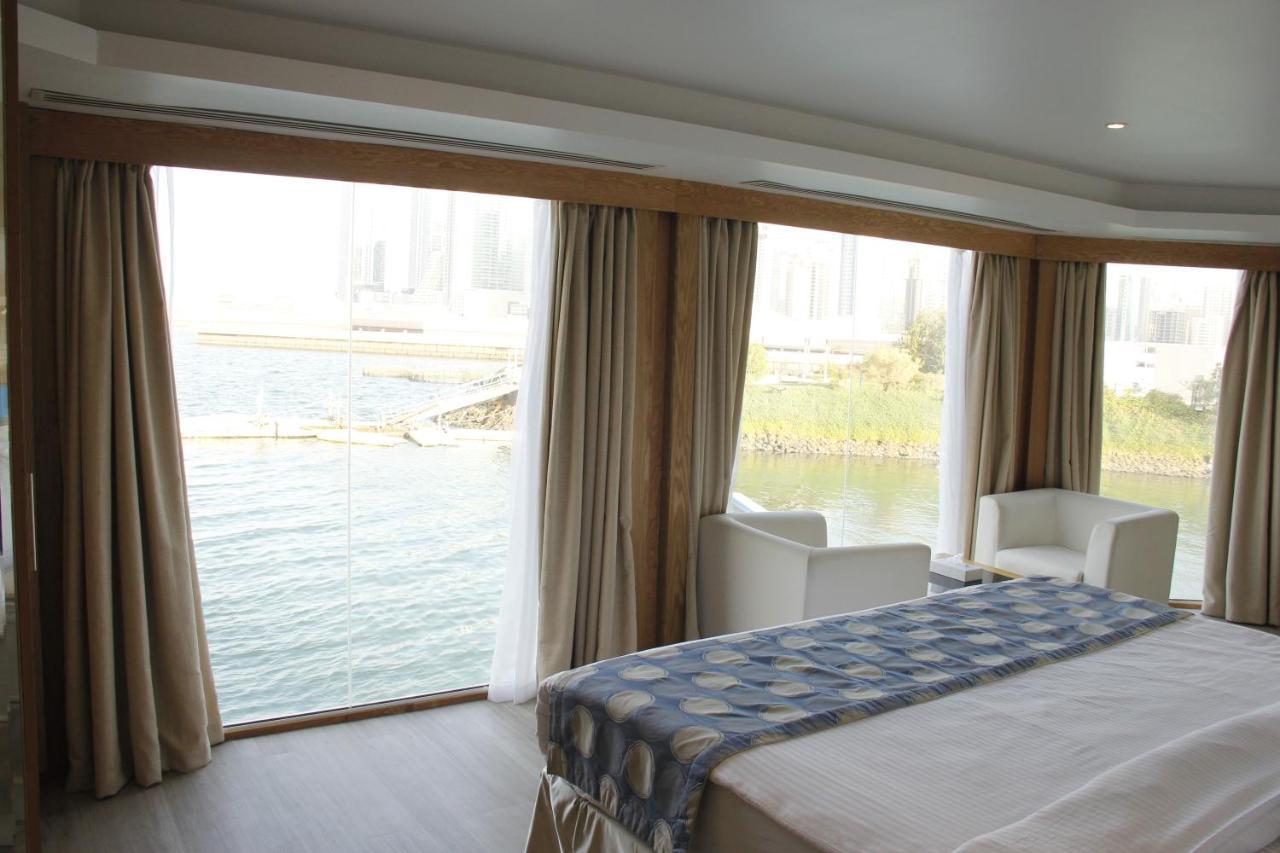 C Hotel Manáma Kültér fotó